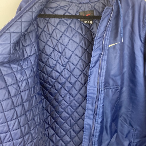 Vintage Nike Jacket with Quilted Liner - Picture 4 of 5